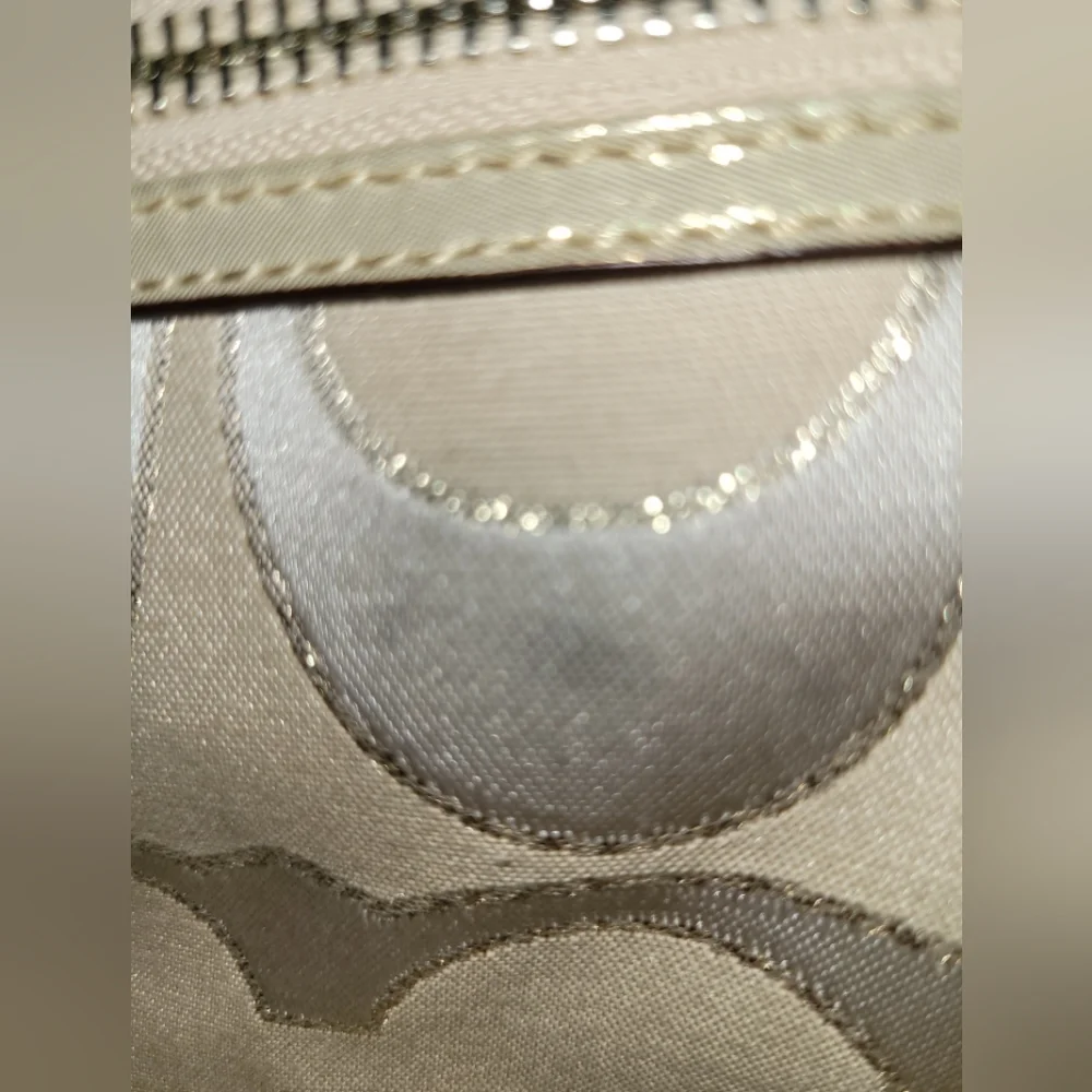 Coach Poppy shoulder bag - Picture 5 of 16